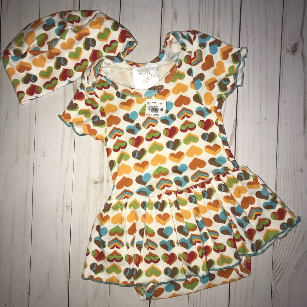 ⭐️ NWT Mad Sky 6 mo organic 2 pc heart set